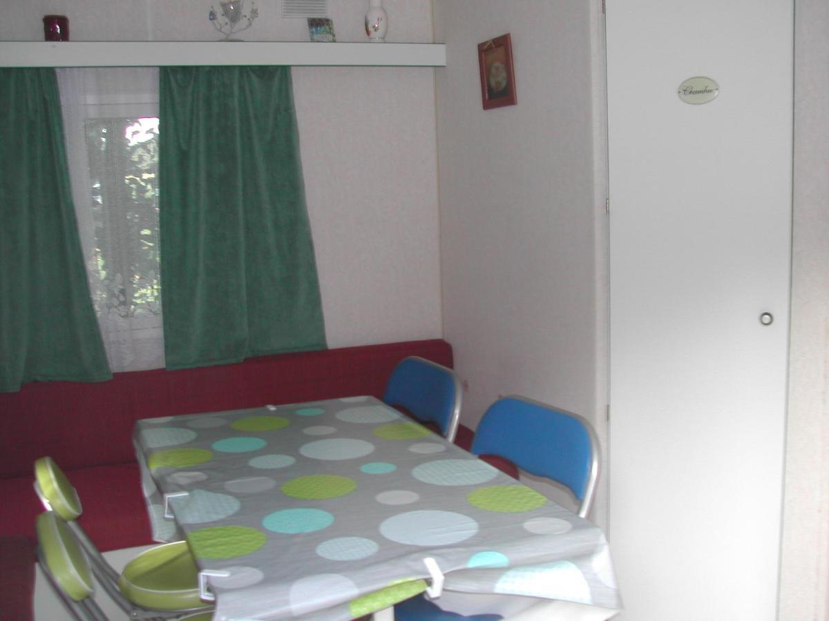 mobil home dordogne Mouzens  Bagian luar foto